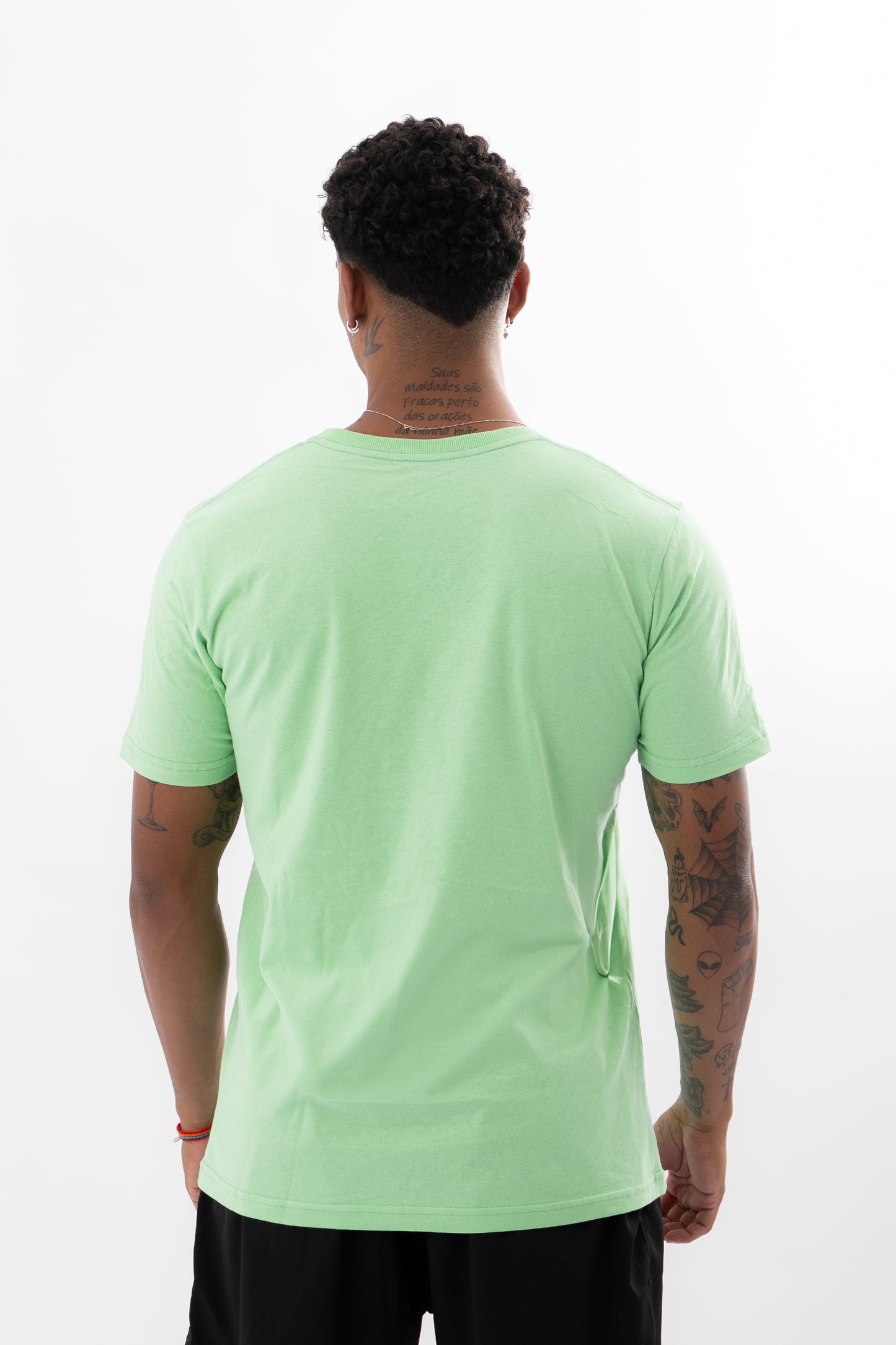 T-shirt Malha Premium Mountain Verde Fluorescente