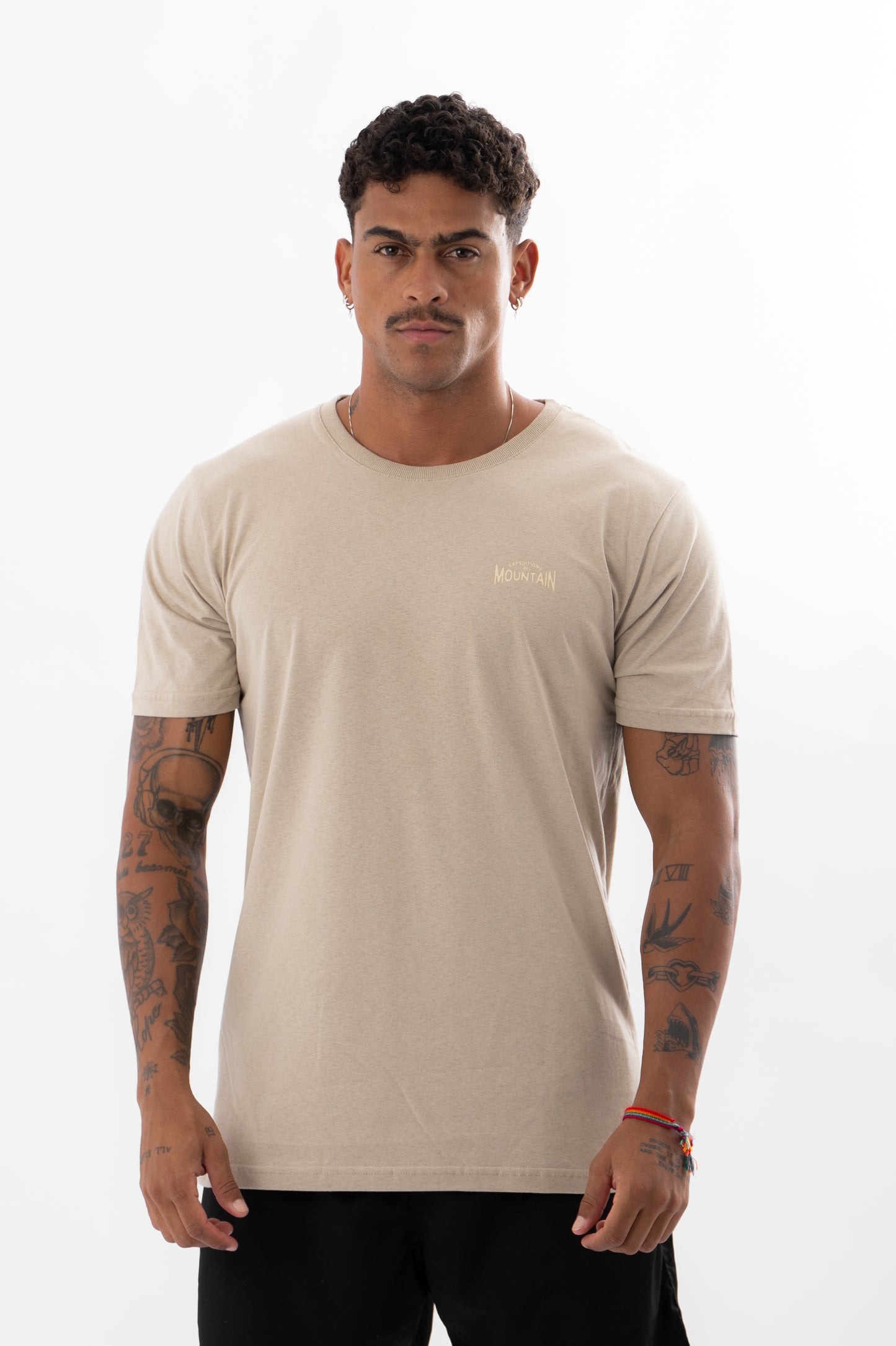 T-shirt Malha Premium Mountain Bege PC