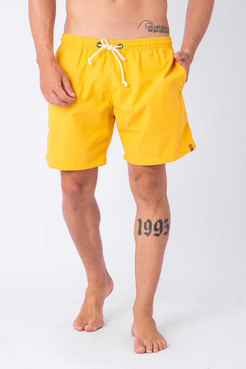 Short Linho Amarelo Gema
