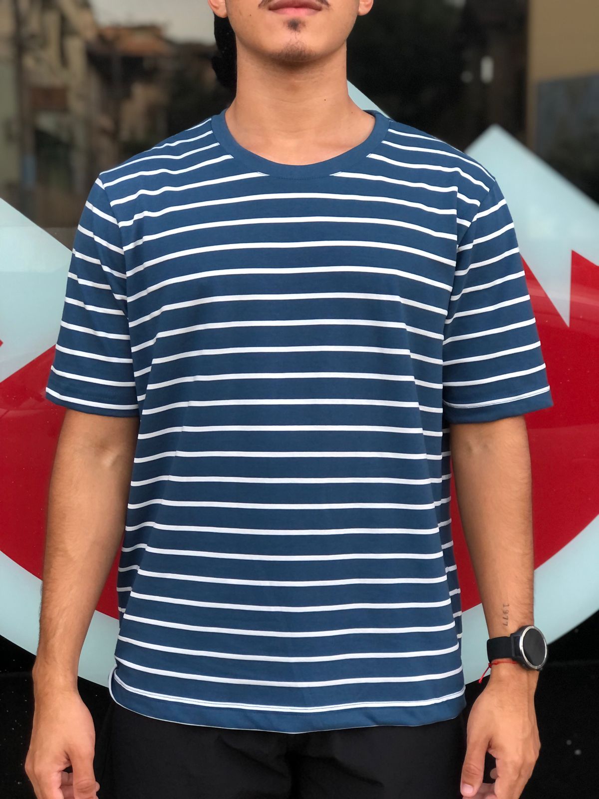 T-shirt Malha Premium Listras Especial Azul com Branco