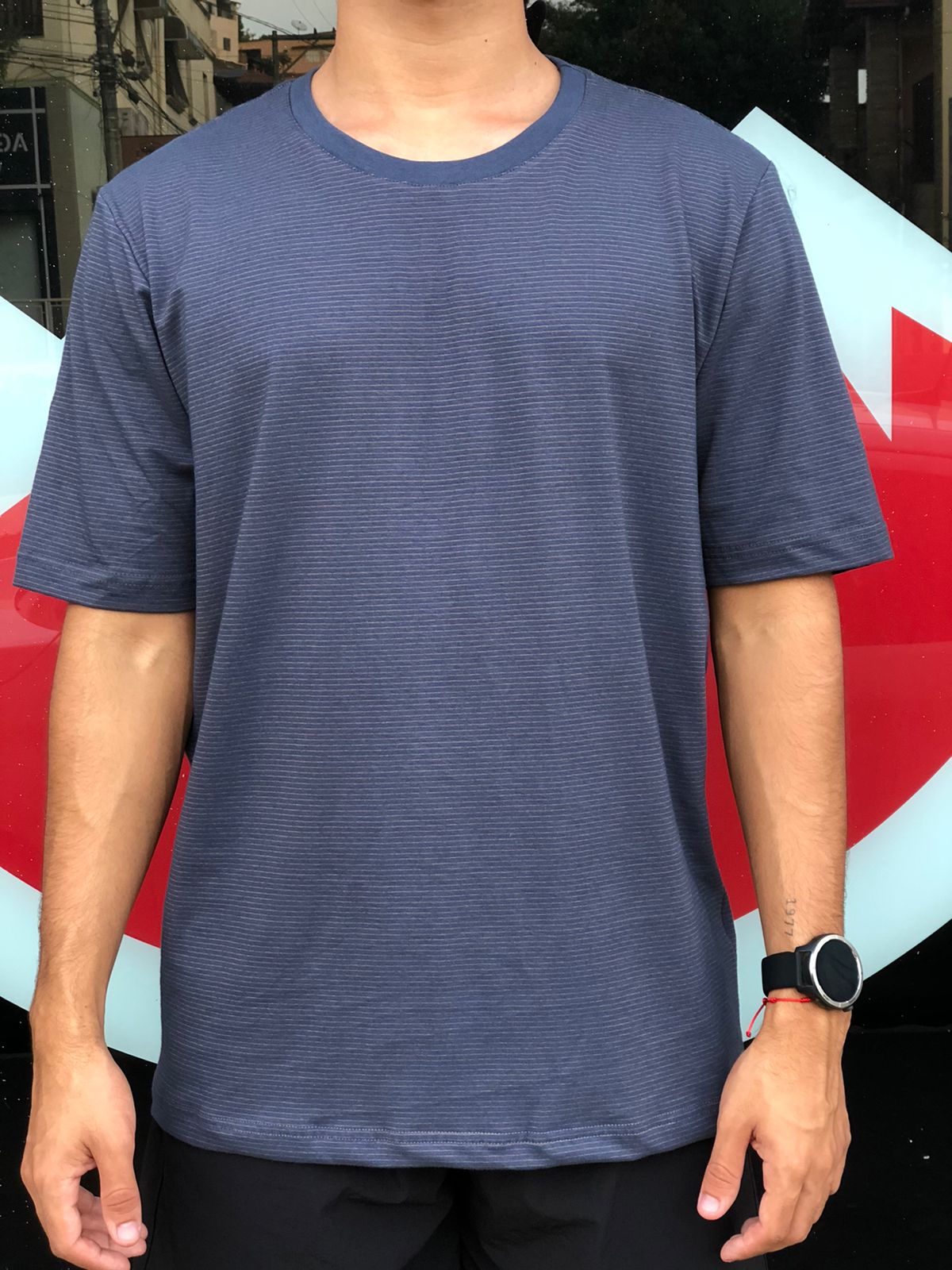 T-shirt Malha Premium Listras Especial Marinho Ouro