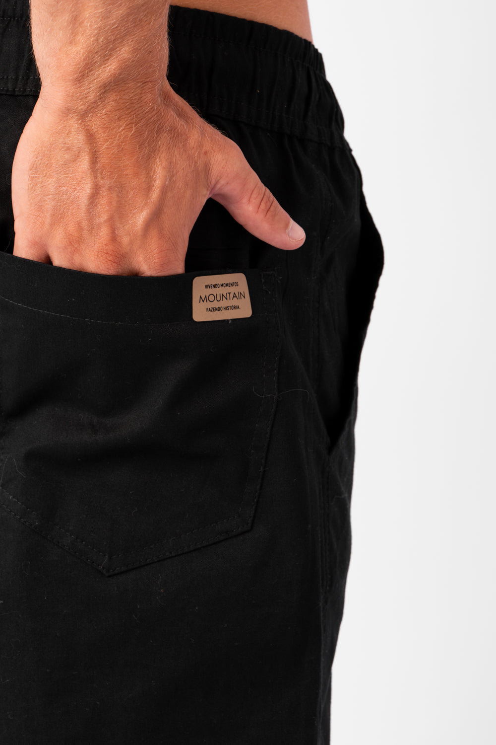 Short Sarja Mountain Preto