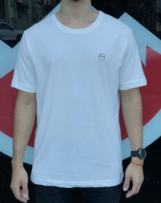 T-shirt Malha Premium Mountain Estampada Água e Sol