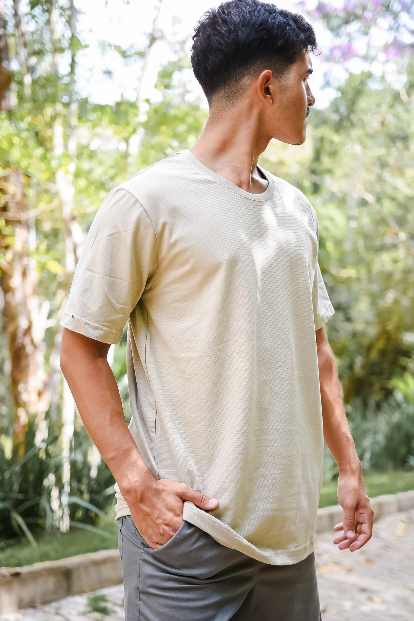 T-shirt Malha Premium Mountain Listrada  Off